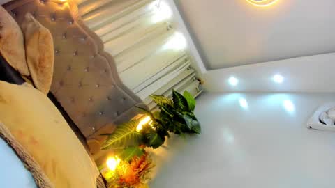 CALL ME BABY BELLA online show from 3, 3, 2025