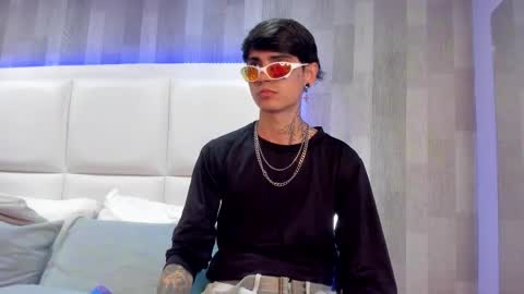 Dominic foox online show from 12, 2, 2026