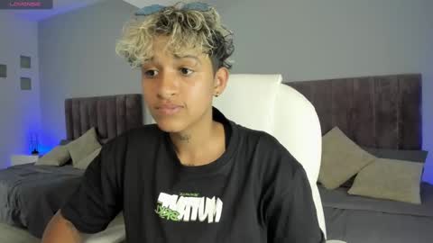 Dominick  online show from 20, 1, 2025