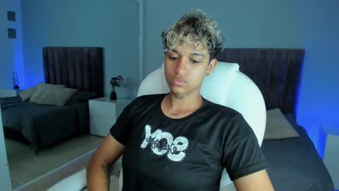 Dominick  online show from 26, 1, 2025