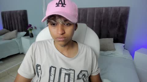 Dominick  online show from 8, 2, 2025