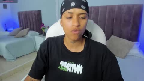 Dominick  online show from 10, 2, 2025