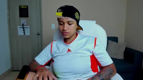 Dominick  online show from 10, 9, 2025