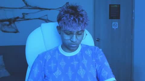 Dominick  online show from 9, 10, 2025