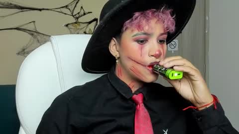 Dominick  online show from 12, 10, 2025