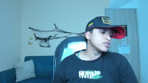 Dominick  online show from 28, 10, 2025