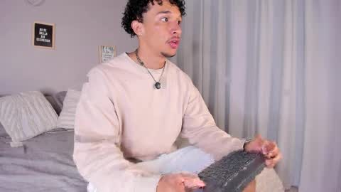 Dominik Drake online show from 7, 4, 2026