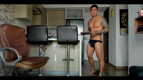 Only fans Ronnie col---InstaRonniecolleman  online show from 23, 2, 2025