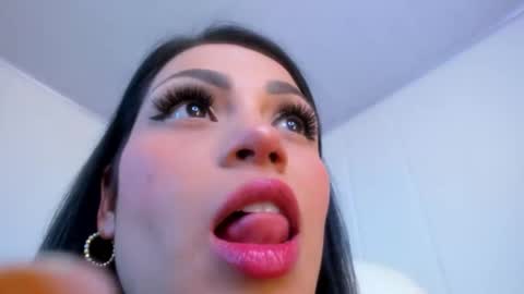 Snapshot of dominique_21x chatting on 31, 10, 2025 DOMINIC online show from 31, 10, 2025