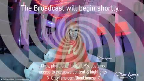 Snapshot of domlioness chatting on 16, 11, 2025 DomLioness online show from 16, 11, 2025