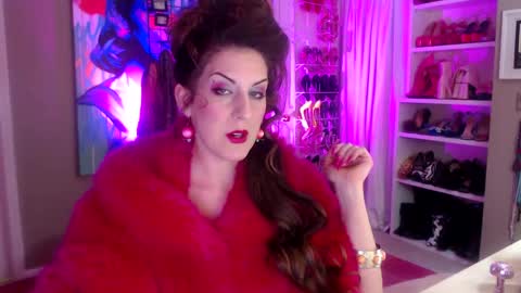 Snapshot of dommetomorrow chatting on 19, 1, 2025 DommeTomorrow online show from 19, 1, 2025