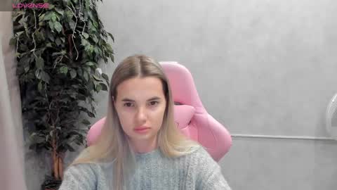 Donna On GMT2 Mon-Fri 3-9 AM online show from 24, 2, 2025