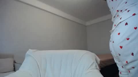 Tatiana 43 curvy sexy body and Joanna redhead 39 years online show from 24, 9, 2025