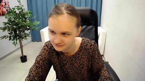 Sia online show from 25, 5, 2026