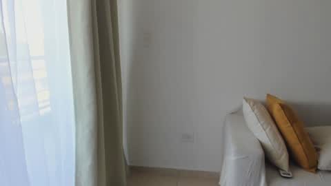 Donatella online show from 10, 12, 2024