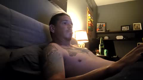 Snapshot of dontsleep420 chatting on 16, 11, 2025 dontsleep420 online show from 16, 11, 2025