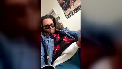 doomer2324 online show from 4, 4, 2026