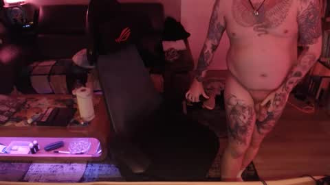 doomsy_minatozaki online show from 1, 2, 2026