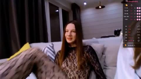 Dora  online show from 18, 10, 2025