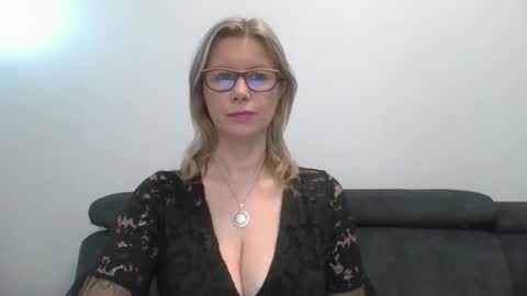 DoreenSexy online show from 16, 12, 2025
