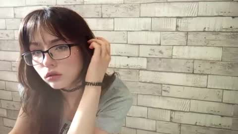 Snapshot of doretharuschak chatting on 11, 5, 2026 Aimi online show from 11, 5, 2026