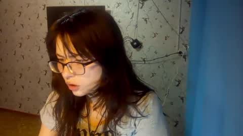 Snapshot of doretharuschak chatting on 27, 5, 2026 Aimi online show from 27, 5, 2026