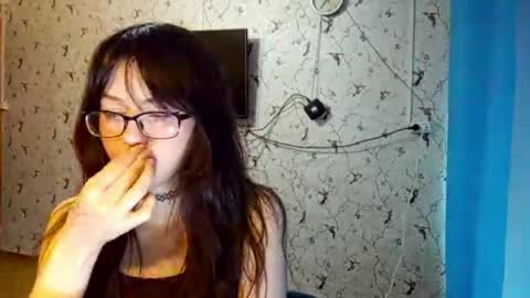 Snapshot of doretharuschak chatting on 28, 5, 2026 Aimi online show from 28, 5, 2026