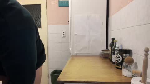 Snapshot of doriancretu95 chatting on 2, 1, 2025 menu below online show from 2, 1, 2025