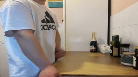 menu  below online show from 17, 4, 2026