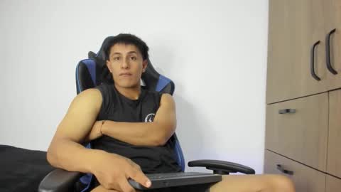 Snapshot of dorman_boy chatting on 27, 11, 2025 dorman_boy online show from 27, 11, 2025