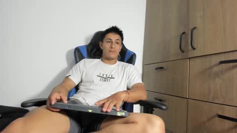 dorman_boy online show from 14, 3, 2026