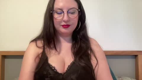 Dorothy online show from 16, 6, 2026