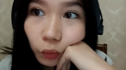 Snapshot of dorothygreene chatting on 8, 10, 2025 YuKi  online show from 8, 10, 2025