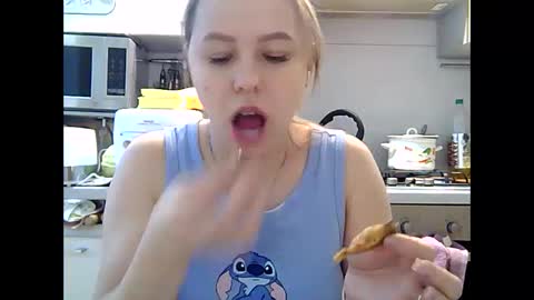 Dorrie Ann online show from 28, 12, 2024