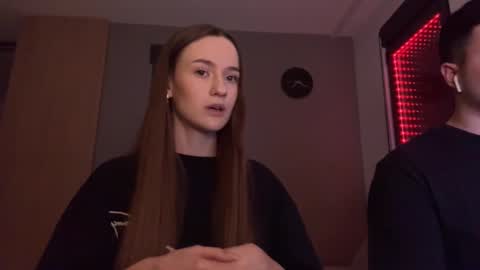 Alice and Mark online show from 14, 11, 2025