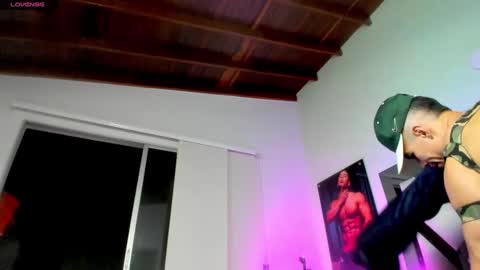 Snapshot of douglassafado chatting on 5, 1, 2025 Douglas Safado online show from 5, 1, 2025