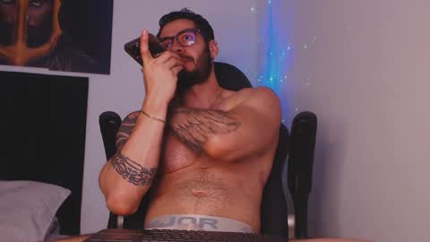 drake_cole11 online show from 18, 12, 2024