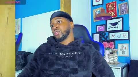 ---Drake--- online show from 1, 10, 2025