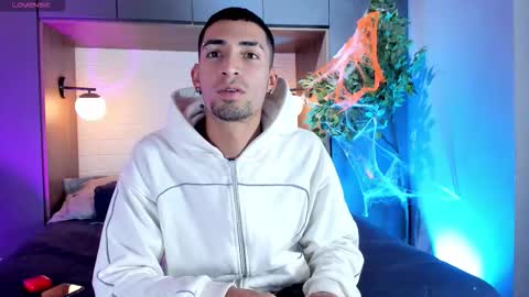 Drake Neuman online show from 8, 11, 2025