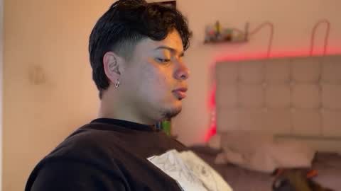 drakeeee online show from 21, 4, 2026