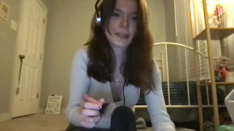 ur dream girl online show from 3, 3, 2025