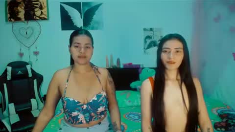 Snapshot of dream__girls69944 chatting on 4, 7, 2026 sharon online show from 4, 7, 2026