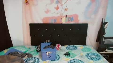 Snapshot of dream__girls69944 chatting on 29, 7, 2026 sharon online show from 29, 7, 2026