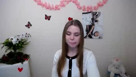 Snapshot of dream_mari chatting on 2, 3, 2026 Mari online show from 2, 3, 2026