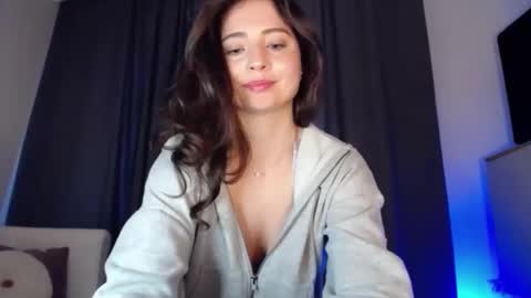 Snapshot of dream_nicole02 chatting on 13, 12, 2024 Nicole online show from 13, 12, 2024