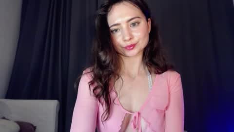 Snapshot of dream_nicole02 chatting on 18, 1, 2025 Nicole online show from 18, 1, 2025