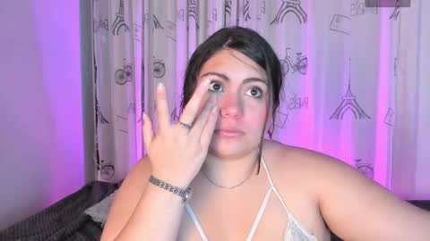 Cami Daza online show from 3, 2, 2026