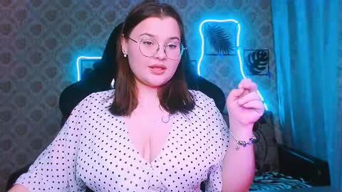 dreamforyoue2 online show from 25, 2, 2026