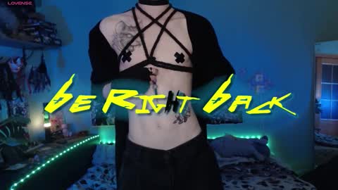 Yukichi online show from 11, 10, 2025