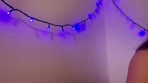 Mila online show from 5, 12, 2024